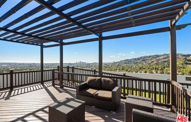 1 bed, 2 baths, 1,260 sqft, $3,700, Unit 507