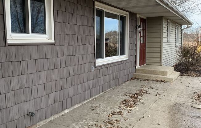 2318 BONAIRE PATH W