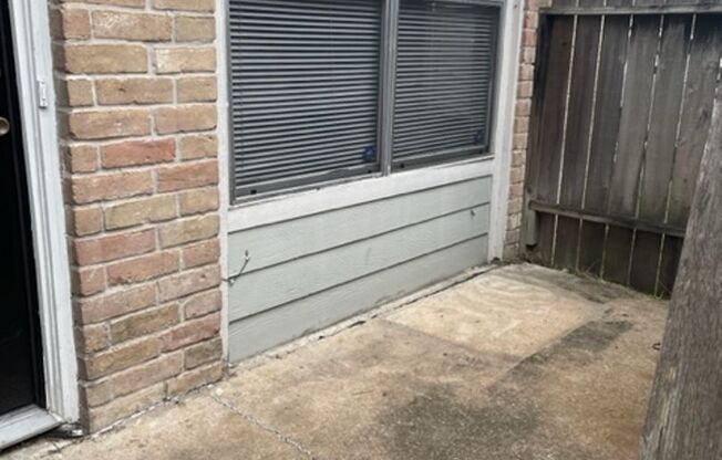 2 beds, 2 baths, 1,038 sqft, $1,085, Unit 2801