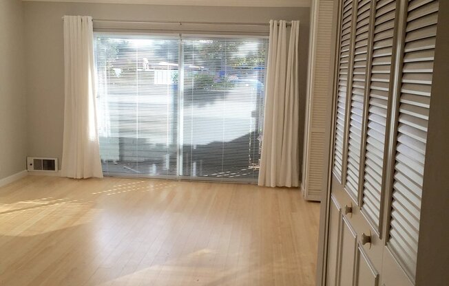 1 bed, 1 bath, 595 sqft, $2,695, Unit 113