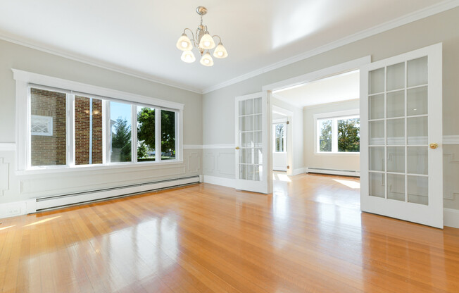 1684 Columbia Rd.