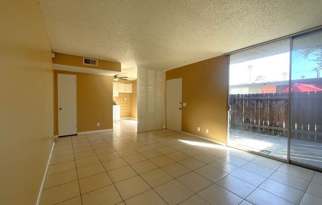 2 beds, 1 bath, $1,699, Unit 07