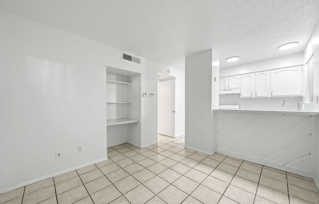 2410 Longview Condos (Mesquite Condos)