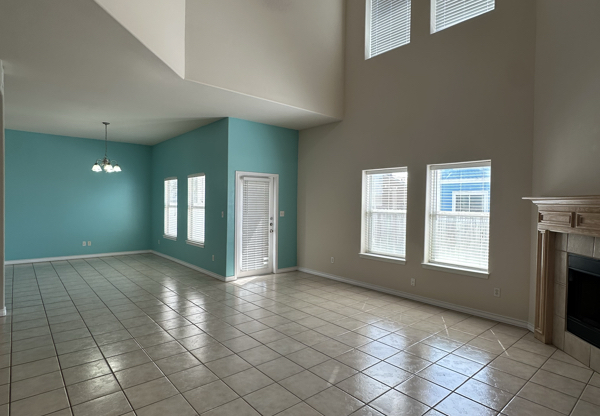 15505 PALMIRA AVE