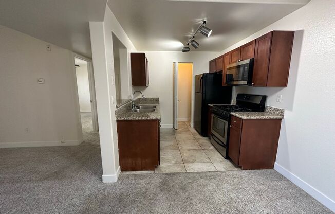 2 beds, 2 baths, $1,375, Unit # 1225