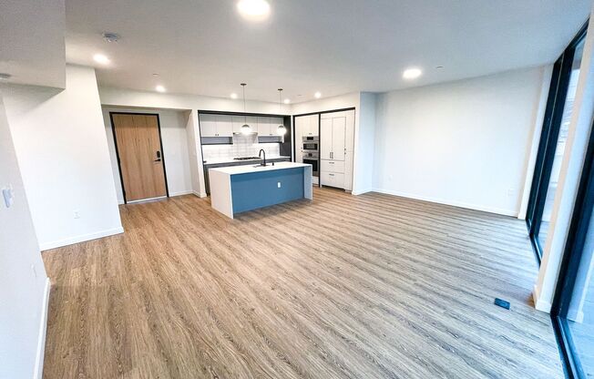 2 beds, 2 baths, 1,140 sqft, $6,195, Unit 324