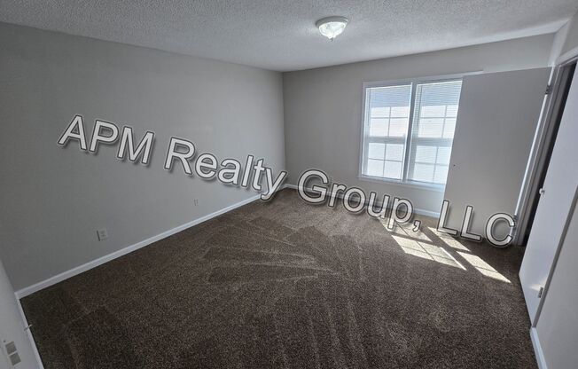 2 beds, 1.5 baths, $1,095