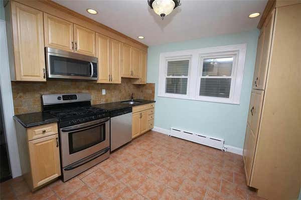 3 beds, 2 baths, 1,500 sqft, $4,200, Unit 1