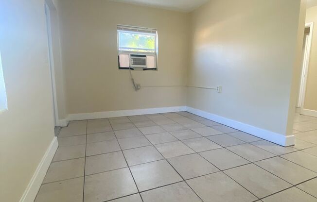 1 bed, 1 bath, 774 sqft, $1,500, Unit N