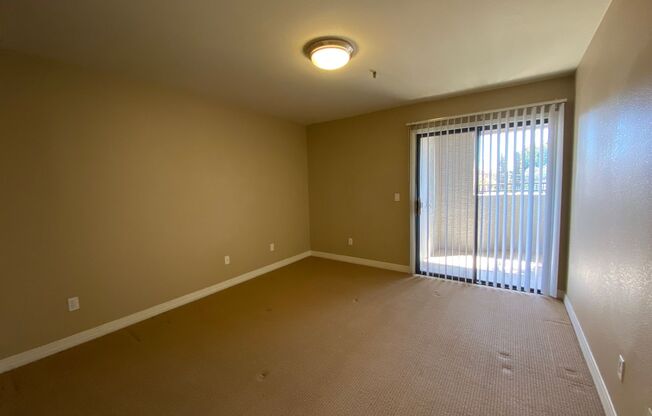 2 beds, 2 baths, $1,395, Unit APARTMENT 222