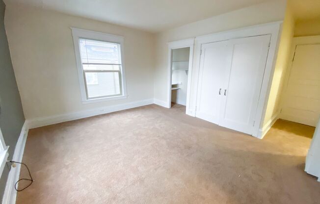 Studio, 1 bath, 280 sqft, $1,295, Unit 208