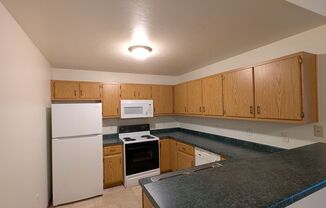 2 beds, 1 bath, 1,100 sqft, $1,319, Unit 1053 6303
