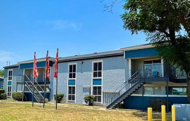 1 bed, 1 bath, 666 sqft, $1,175, Unit 2-155