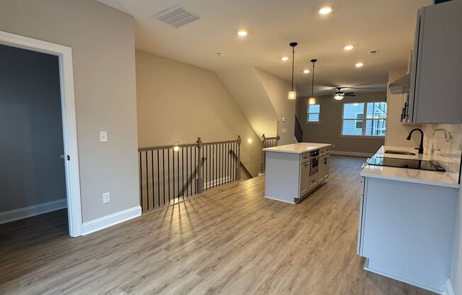 Brand New 3 level townhouse close to Uptown