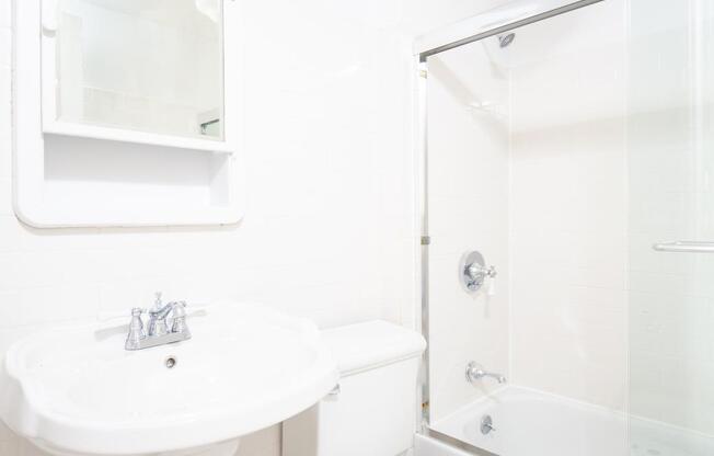 Studio, 1 bath, $2,695, Unit 4A