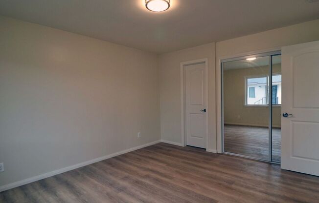 Oxnard - Single story 1 bedroom, 1 bathroom updated apartment