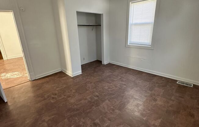 2 beds, 1 bath, $1,000