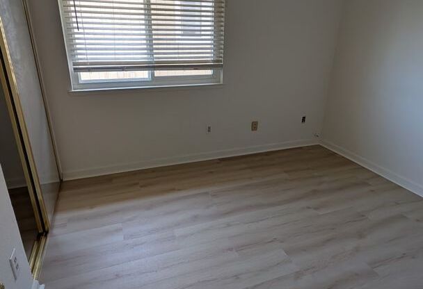 Large 4 bedroom in Orangevale with huge yard
