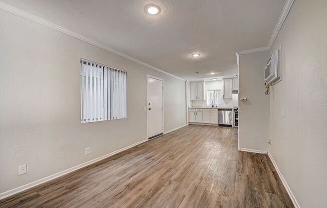 Studio, 1 bath, 500 sqft, $1,548, Unit 216