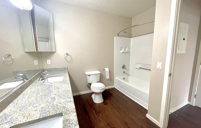 1 bed, 1 bath, 868 sqft, $2,800, Unit Unit 405