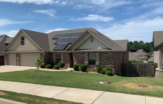Solar Powered 4BR with Bonus Floor in Centerton