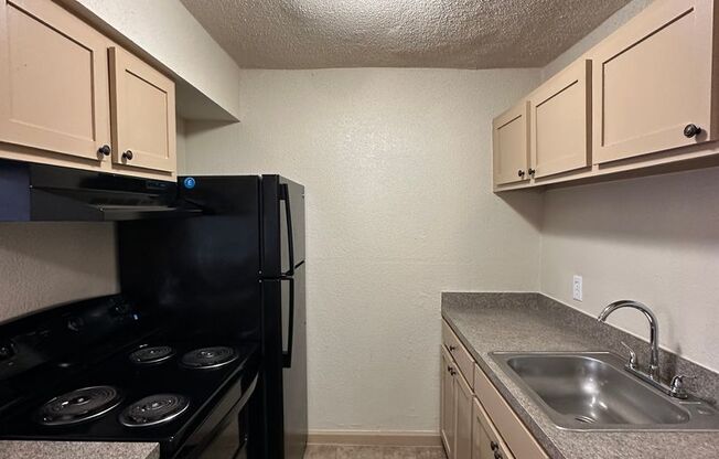 1 bed, 1 bath, 682 sqft, $905, Unit 414