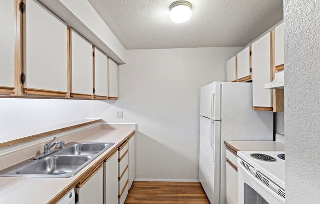 1 bed, 1 bath, 600 sqft, $1,800, Unit B205