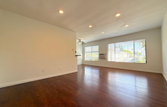 Spacious 1 Bedroom in West Hollywood!