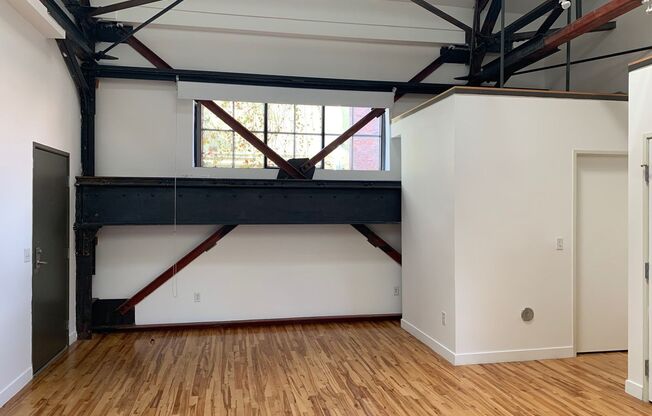 1 bed, 1 bath, 900 sqft, $3,150, Unit 2121 M202