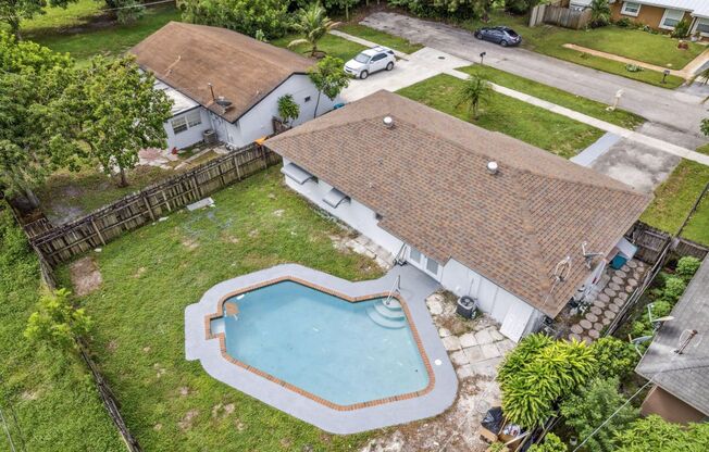 502 NW 8th Court #502, Boynton Beach, FL 33426