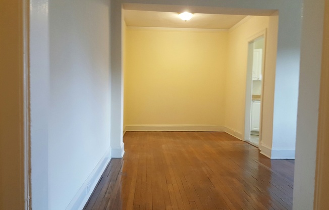 1 bed, 1 bath, 550 sqft, $1,550, Unit 521