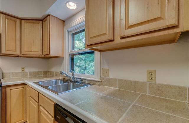 Great Green Hills Condo