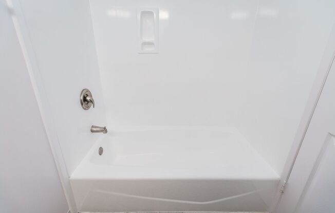 Studio, 1 bath, 238 sqft, $1,698, Unit 209