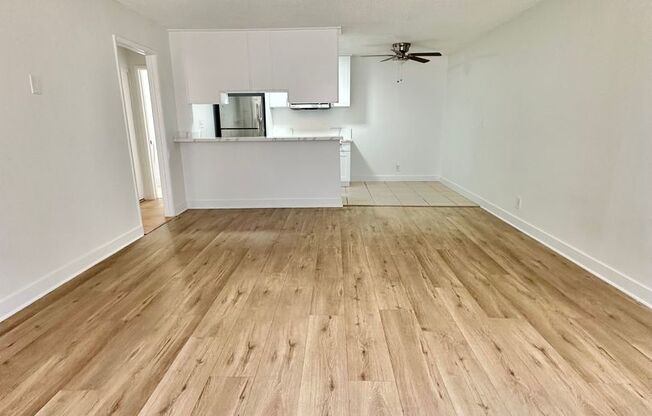One Bedroom/One Bath FOR RENT!