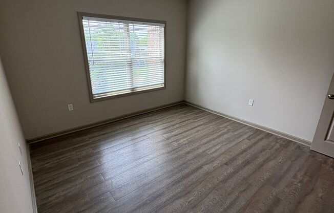 2 beds, 2 baths, 929 sqft, $1,025, Unit 1720-B03