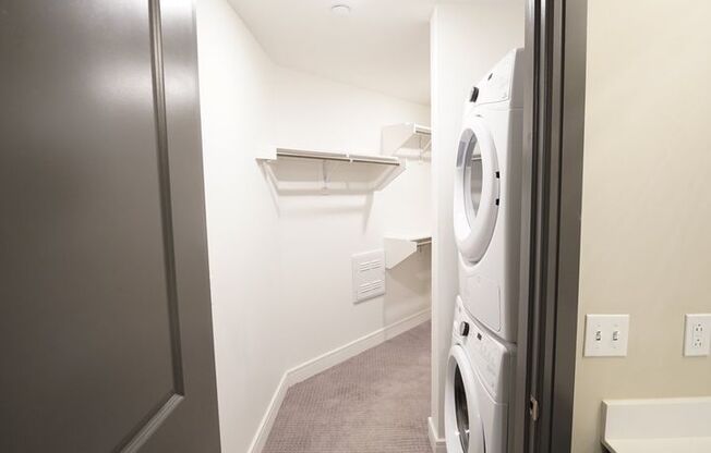1 bed, 1 bath, 959 sqft, $2,170, Unit 510