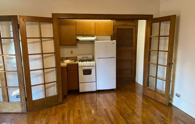 Studio, 1 bath, 400 sqft, $1,445, Unit 233-308