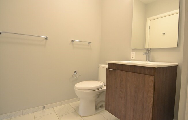 3 beds, 2 baths, 1,627 sqft, $10,100, Unit 1513