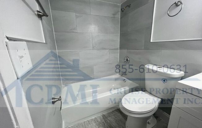 1 bed, 1 bath, 785 sqft, $1,895, Unit V107