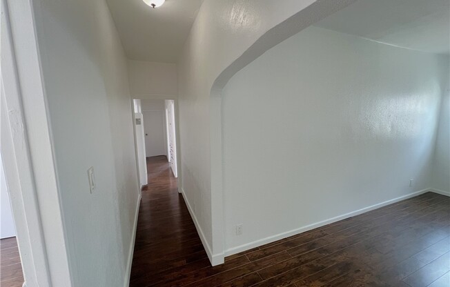 3507 EDGEHILL DR