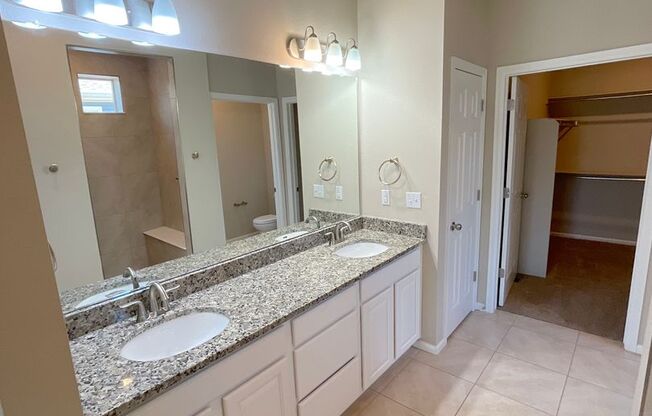 3 beds, 2.5 baths, $2,550