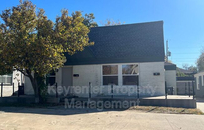 116 & 118 NW 31st St