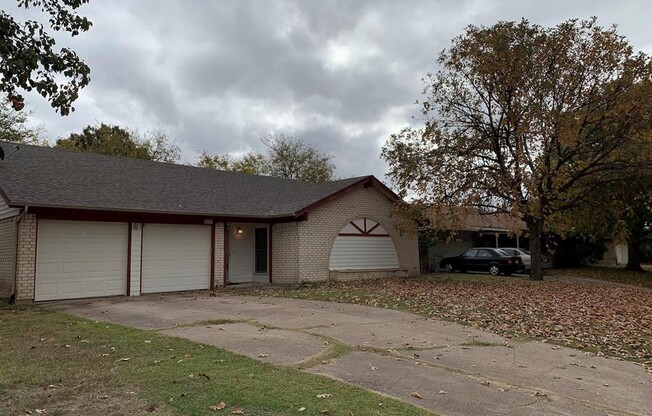 6704 SPOONWOOD LN