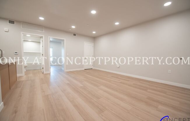 2 beds, 2 baths, 800 sqft, $2,299, Unit 1-208
