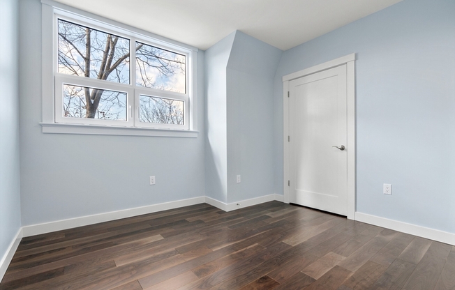 2 beds, 2 baths, 926 sqft, $4,995, Unit 414
