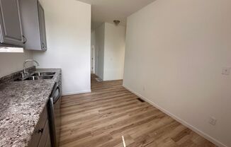 2 beds, 1 bath, 1,050 sqft, $1,200, Unit 3304 1F