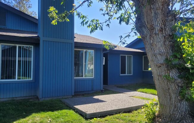 2 beds, 1 bath, 850 sqft, $1,575, Unit 1107 L6