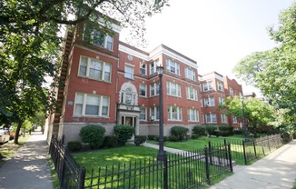 4398 RACINE