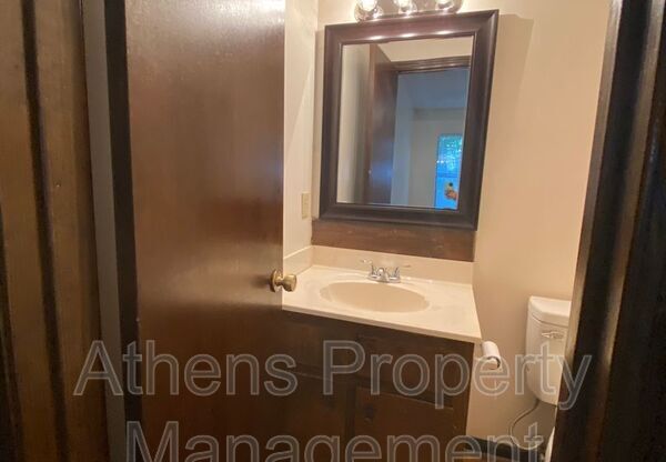 113 SAINT ANDREWS CT