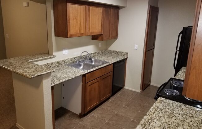 2 beds, 2 baths, $1,700